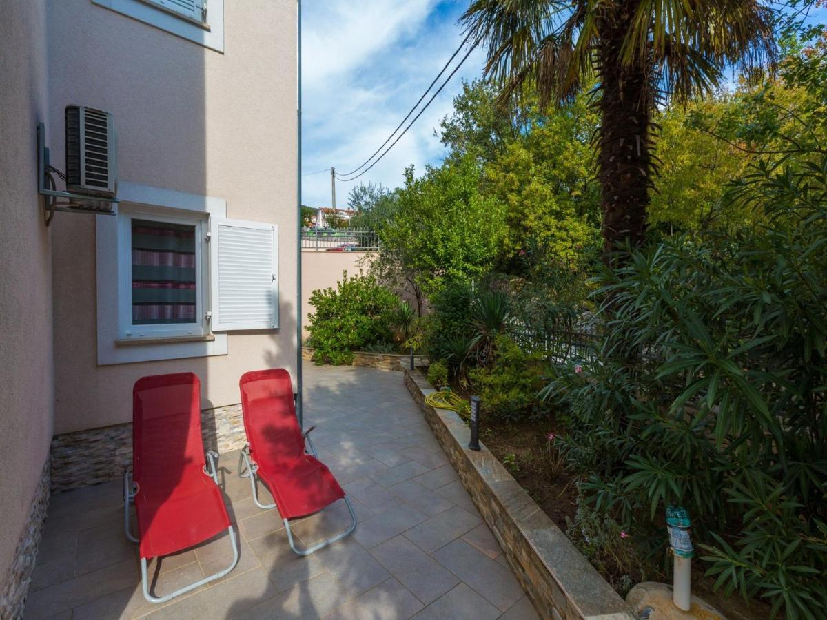 Apartment Villa Sara Dramalj Exterior foto